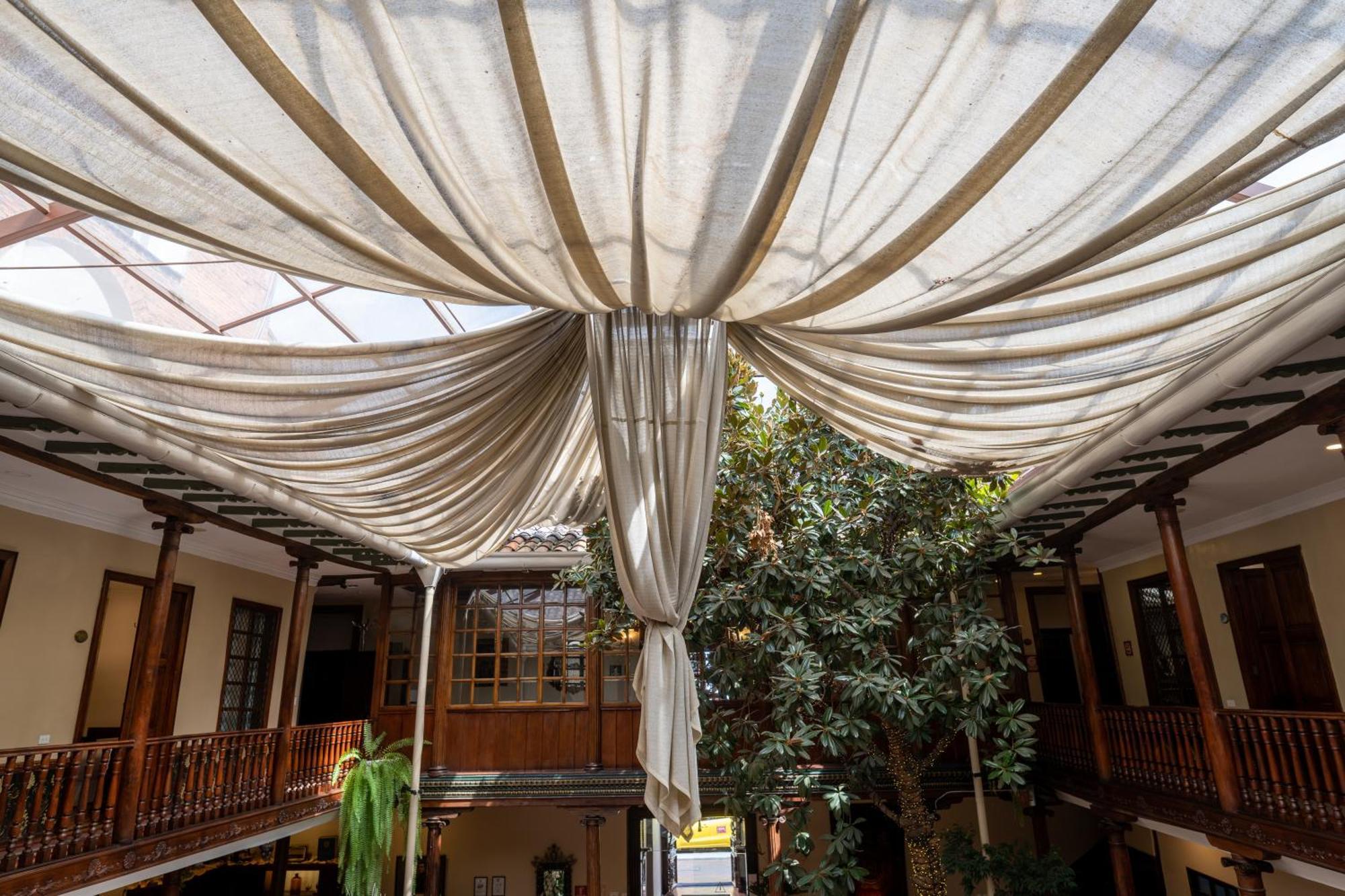 Hotel Boutique Santa Lucia Cuenca Exteriör bild