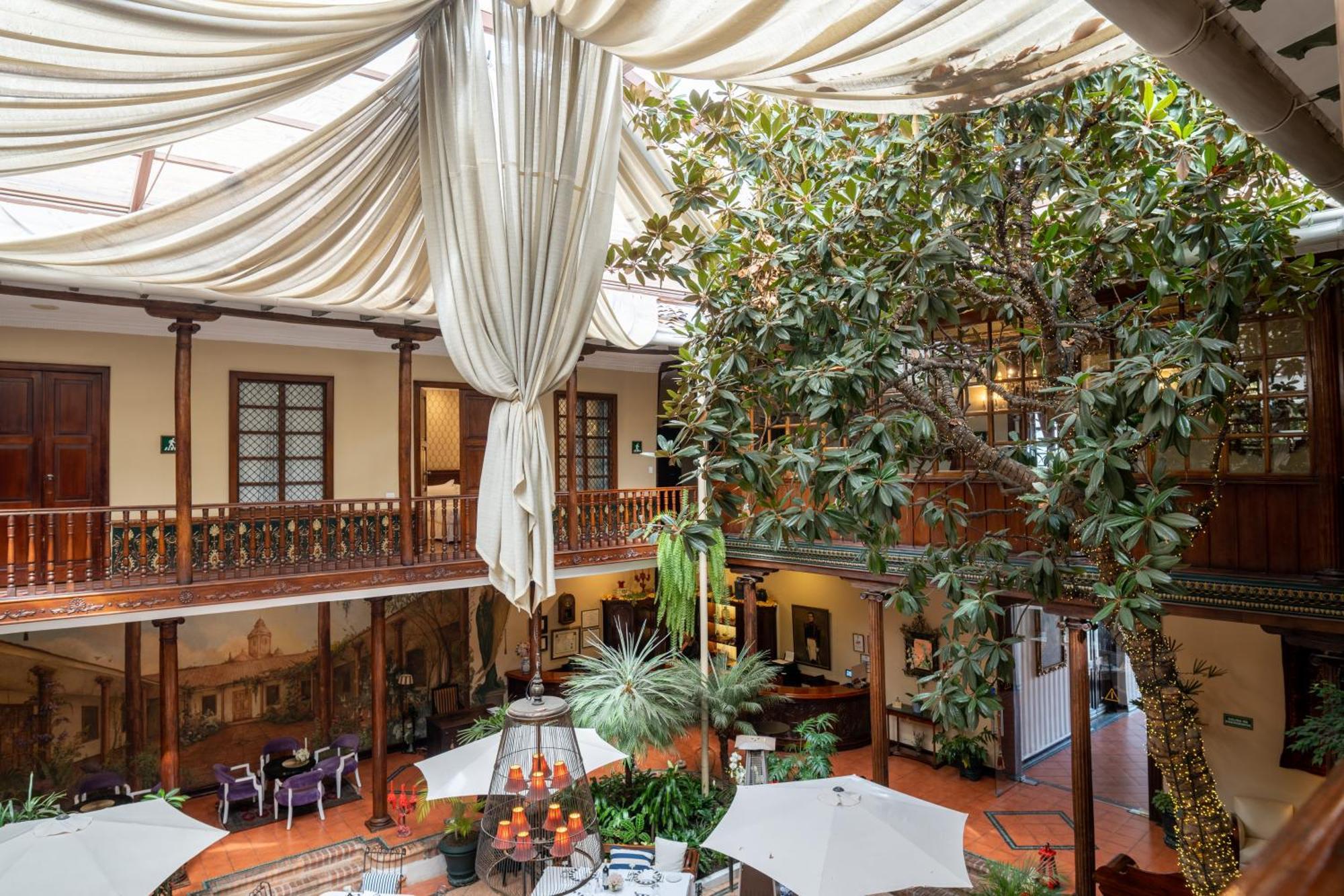Hotel Boutique Santa Lucia Cuenca Exteriör bild