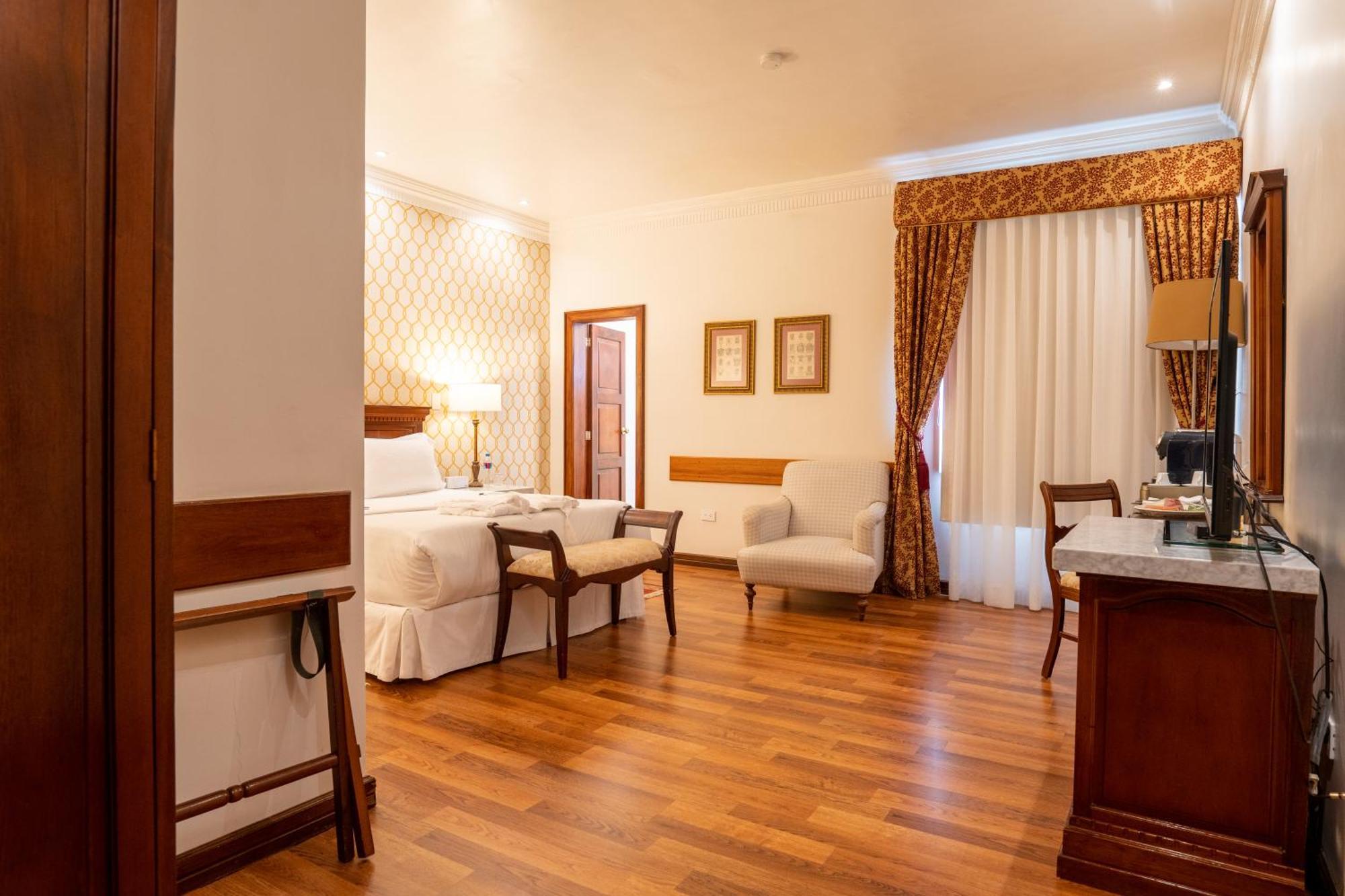 Hotel Boutique Santa Lucia Cuenca Exteriör bild